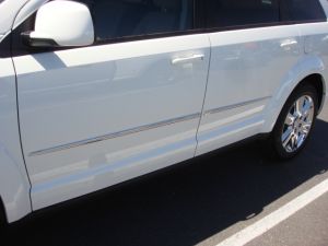 Молдинги хромированные на двери для Dodge Journey 2009-2012 